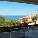 Con Terrazza Vista Mare A C51 *